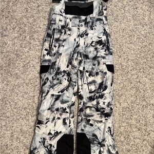 Obermeyer Boy’s Black and Gray Patterned Snow Pants